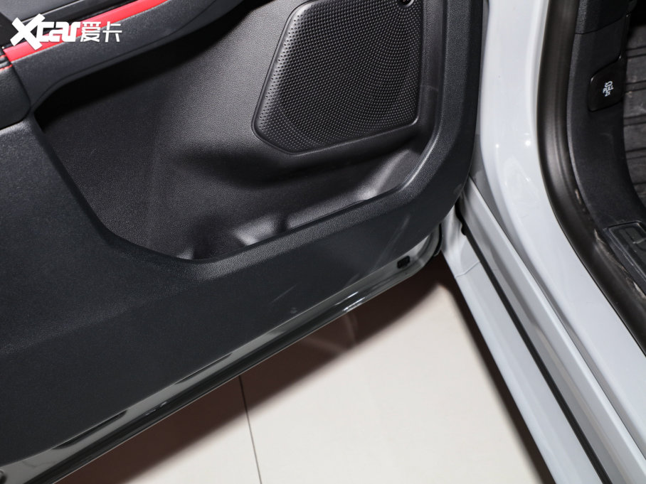 2023JH EcoBoost 245 vST-Line Pro