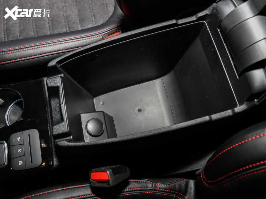 2023JH EcoBoost 245 vST-Line Pro