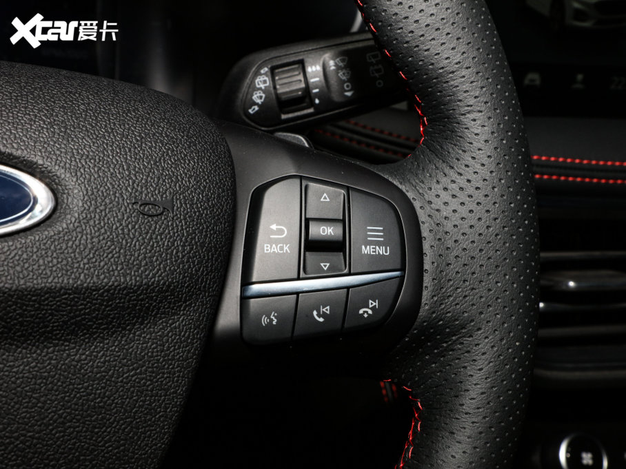 2023JH EcoBoost 245 vST-Line Pro