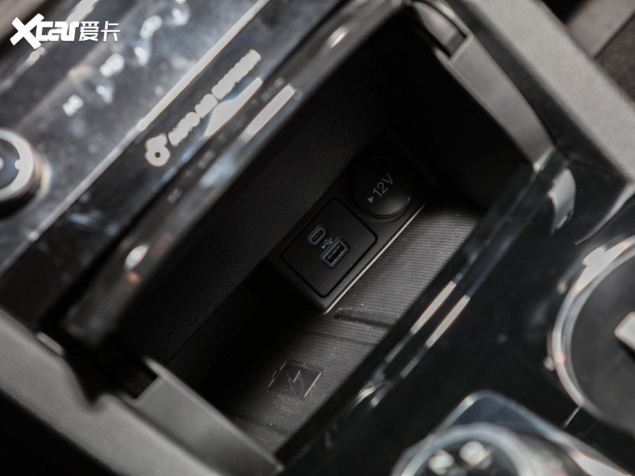 2023JH EcoBoost 245 vST-Line Pro