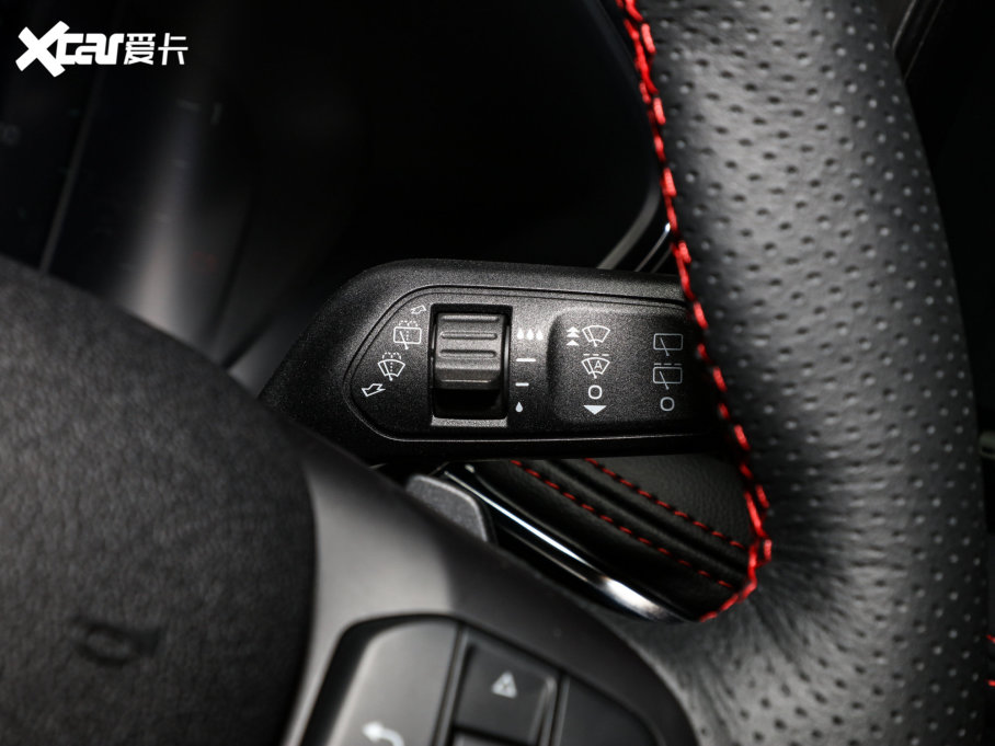 2023JH EcoBoost 245 (q)vST-Line Pro