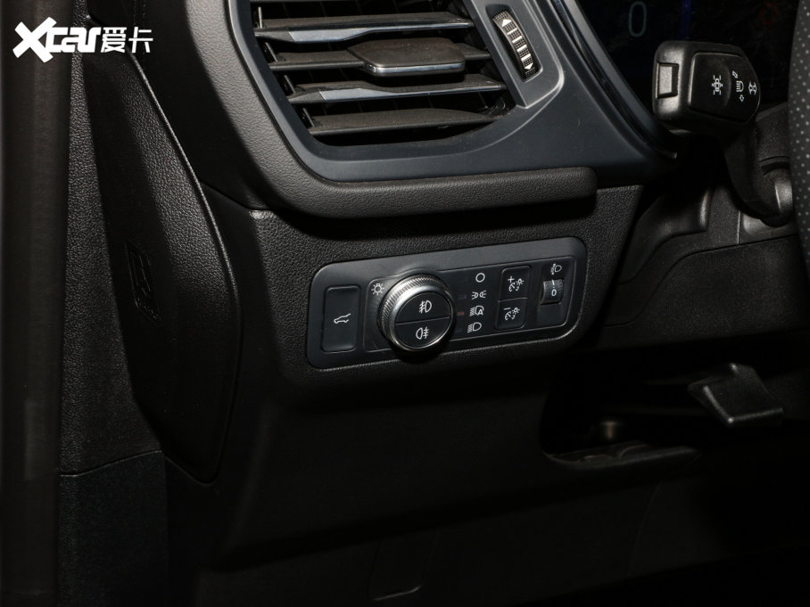 2023JH EcoBoost 245 (q)vST-Line Pro