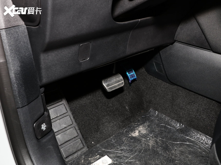 2023JH EcoBoost 245 (q)vST-Line Pro