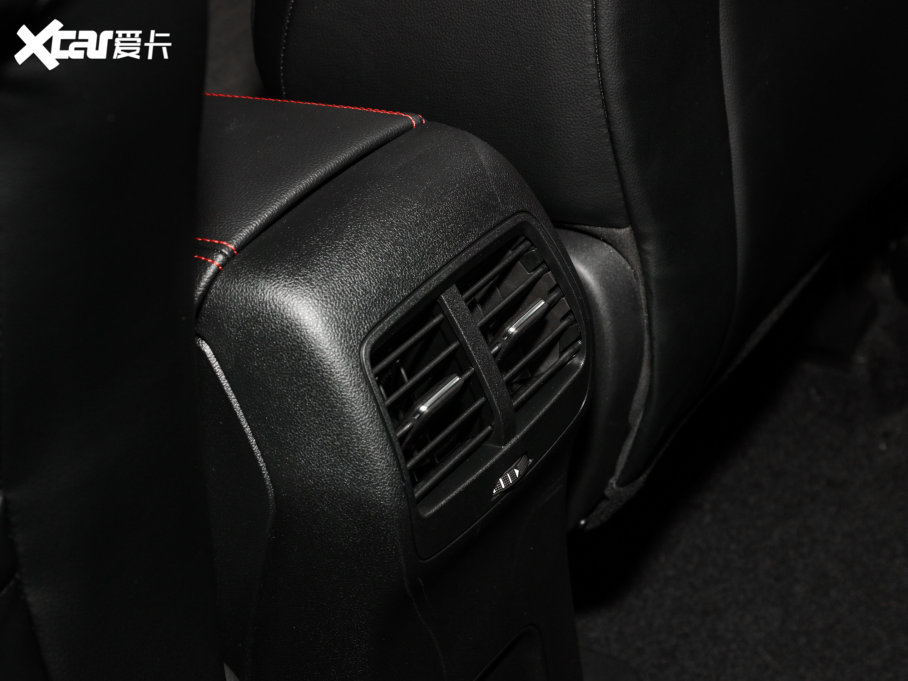 2023JH EcoBoost 245 vST-Line Pro