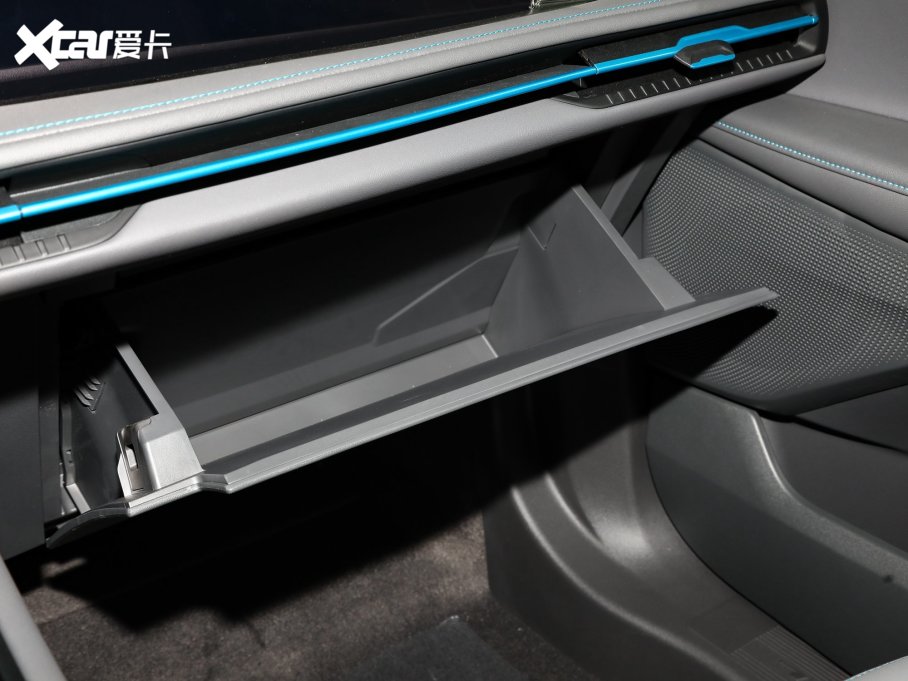 2023J JL 2.0T EcoBoost E-ӃA