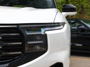 2023JL 2.0T EcoBoost E-ӃA ^