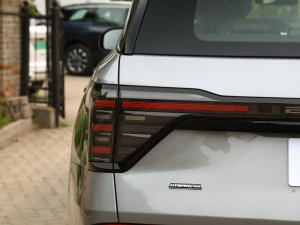 2023JL 2.0T EcoBoost E- ^