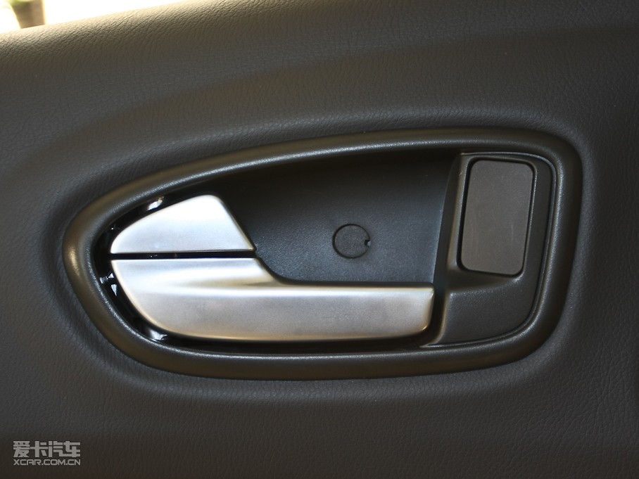 2010���� 2.3L �Ԅ�(d��ng)�r(sh��)�а�