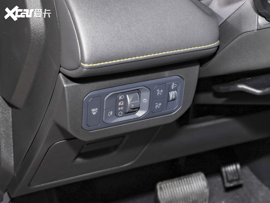 2024ɵϚW E(dng) 2.0T EcoBoost \(yn)(dng)ST-Line 