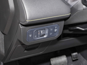 2024款E混动 2.0T EcoBoost 运动版ST-Line  中控区
