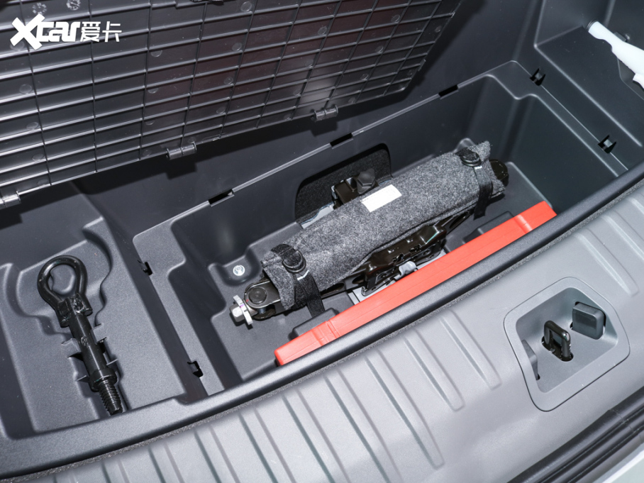 2025J JL 2.0T EcoBoost E