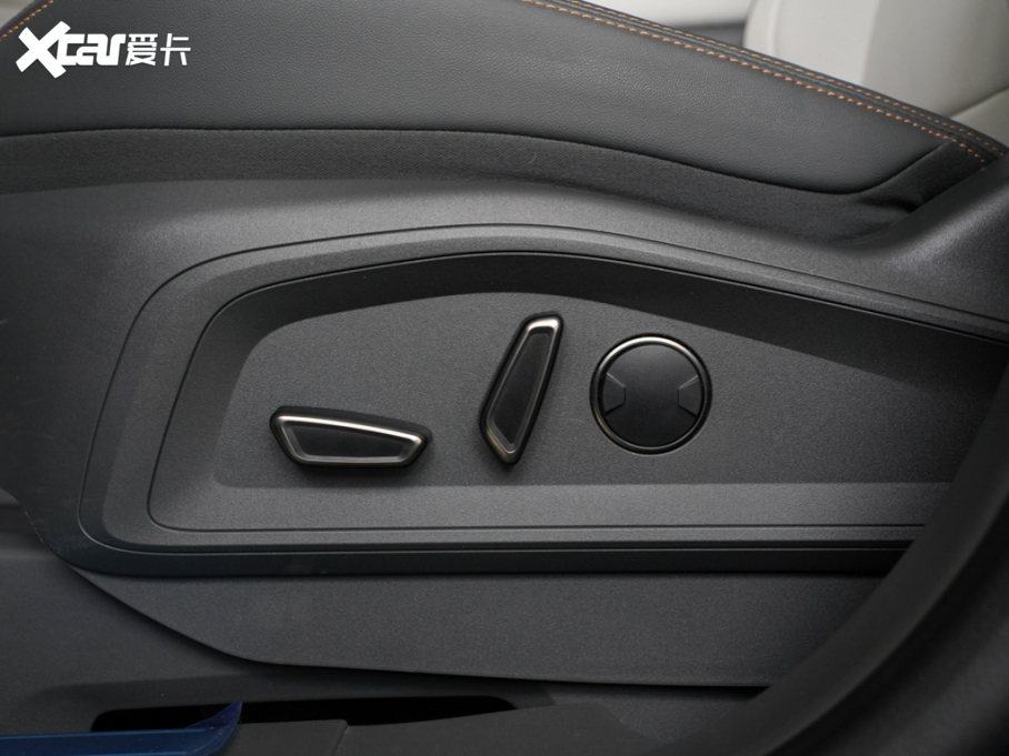 2025J JL 2.0T EcoBoost E(q)