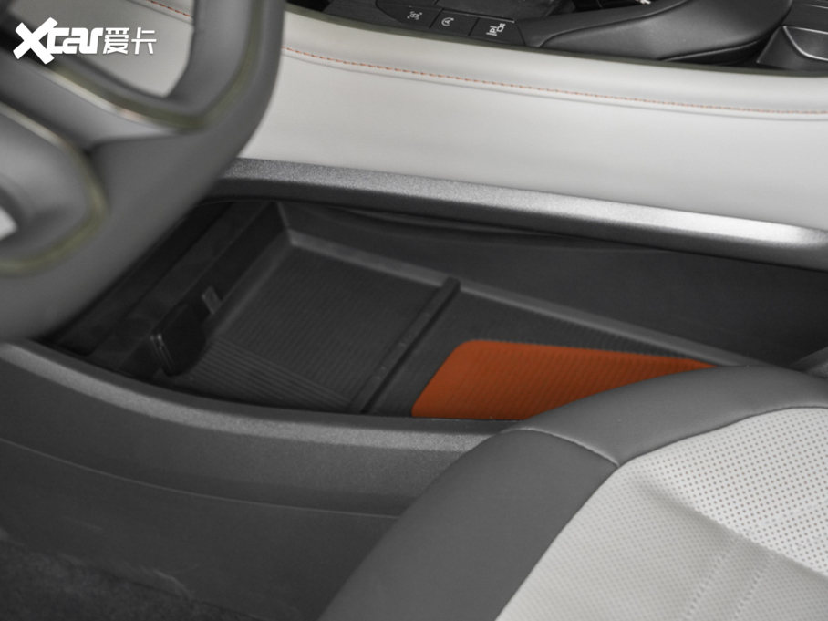 2025J JL 2.0T EcoBoost E