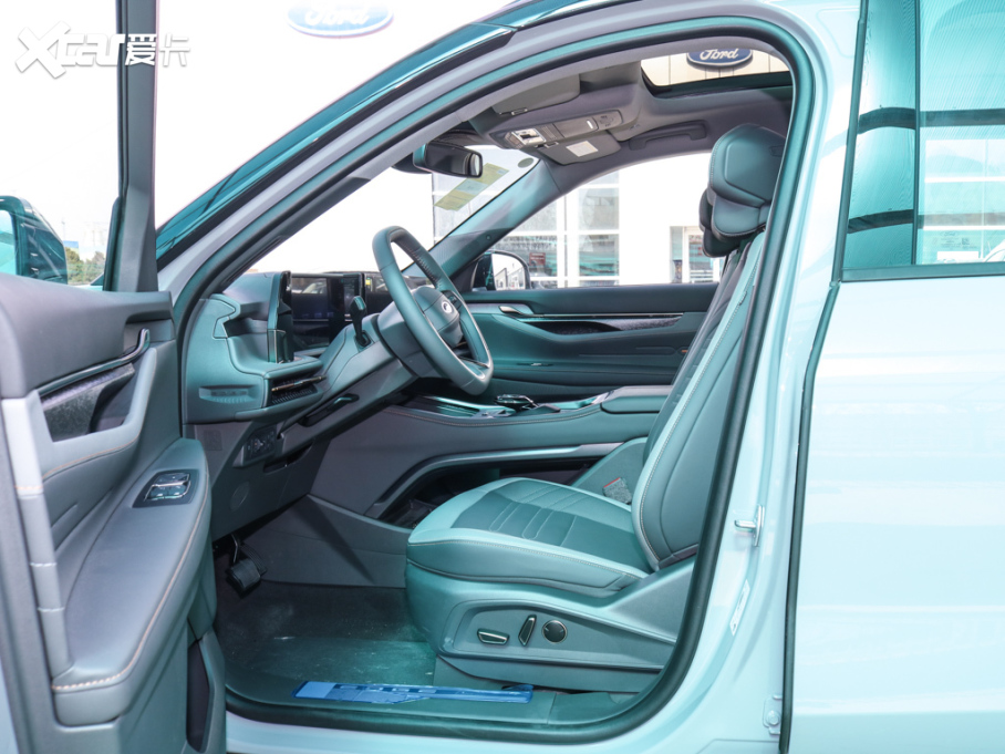 2025J JL 2.0T EcoBoost E(q)