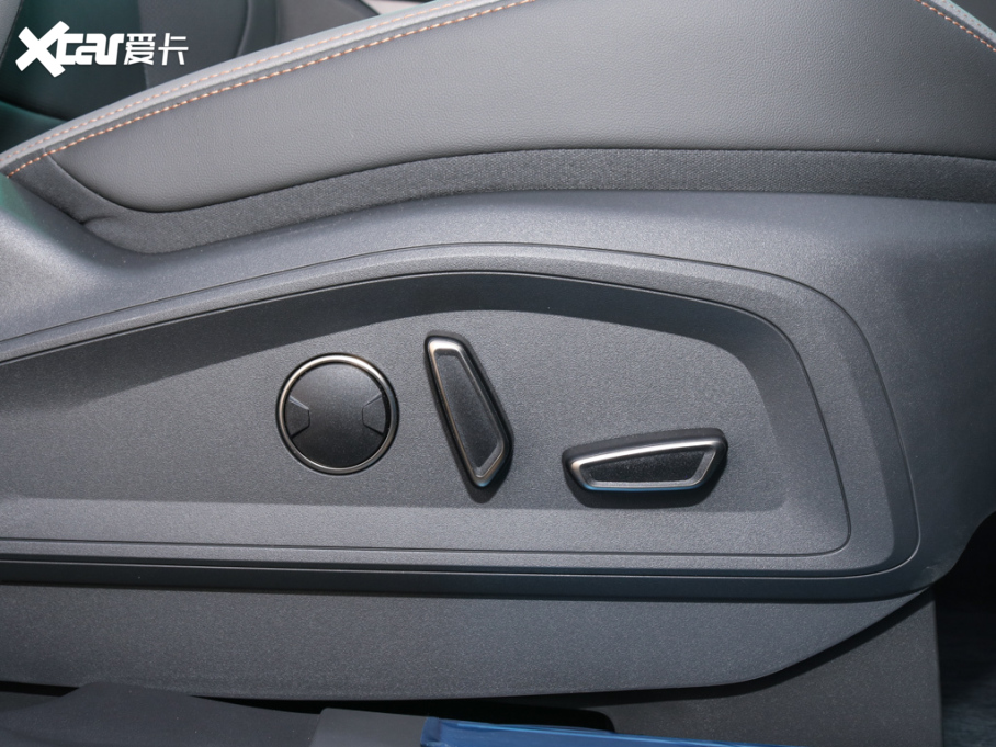 2025J JL 2.0T EcoBoost E