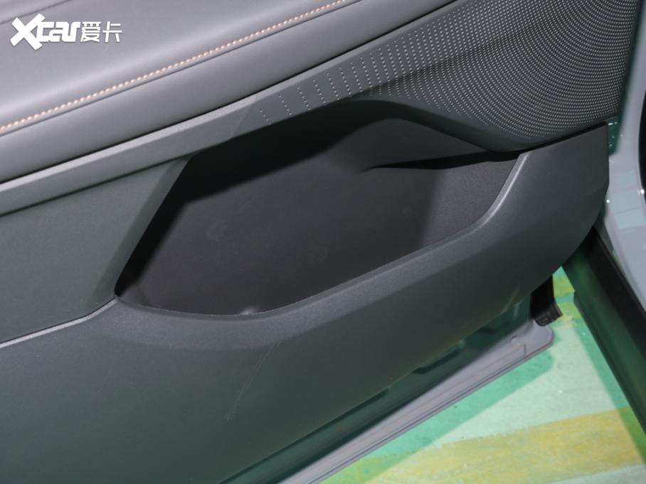 2025J JL 2.0T EcoBoost E