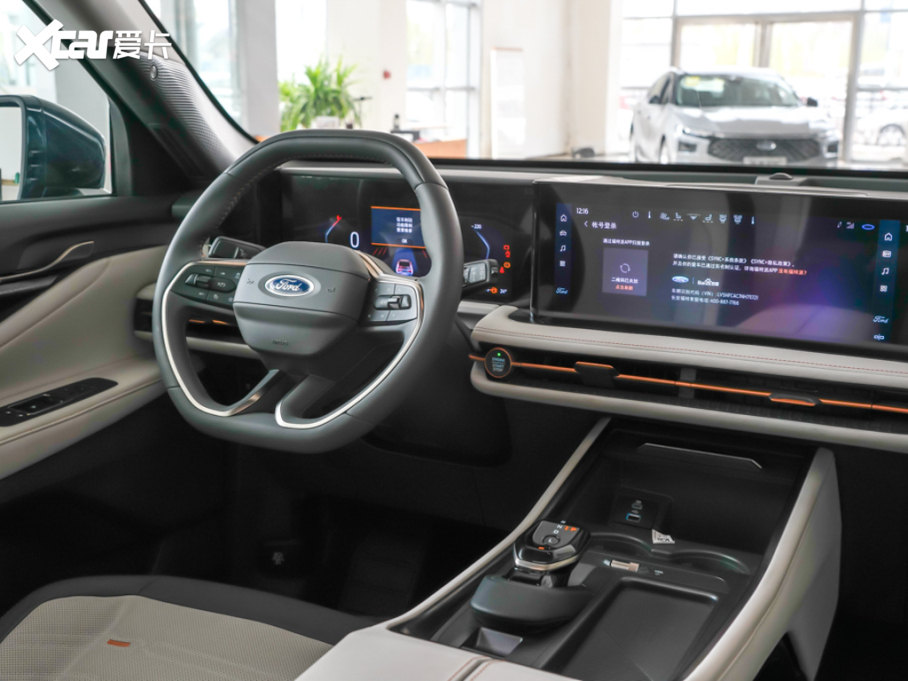 2025J JL 2.0T EcoBoost E(q)