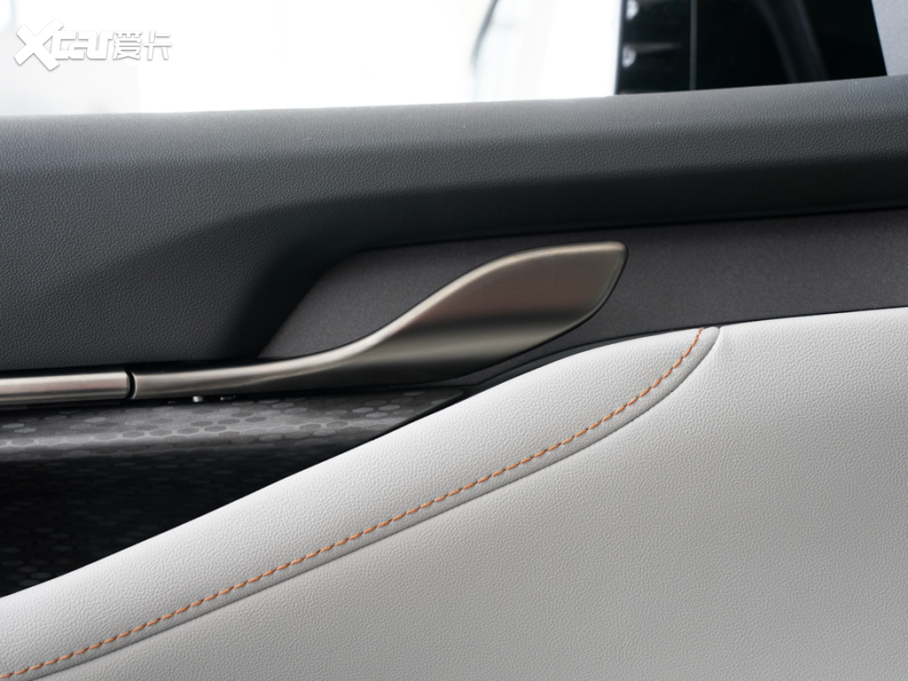 2025J JL 2.0T EcoBoost E