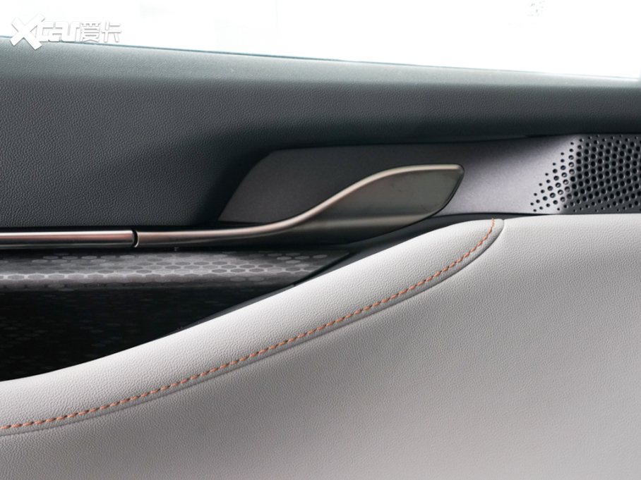 2025J JL 2.0T EcoBoost E