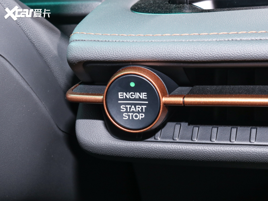 2025J JL 2.0T EcoBoost E