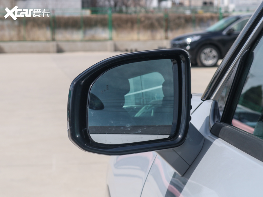 2025J JL 2.0T EcoBoost E(q)