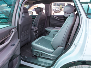 2025JL 2.0T EcoBoost E g