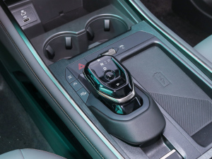 2025JL 2.0T EcoBoost E п؅^