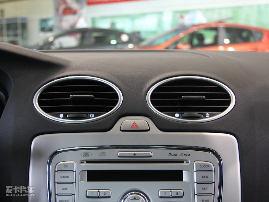 2011丣˹Ɏ 1.8L քm