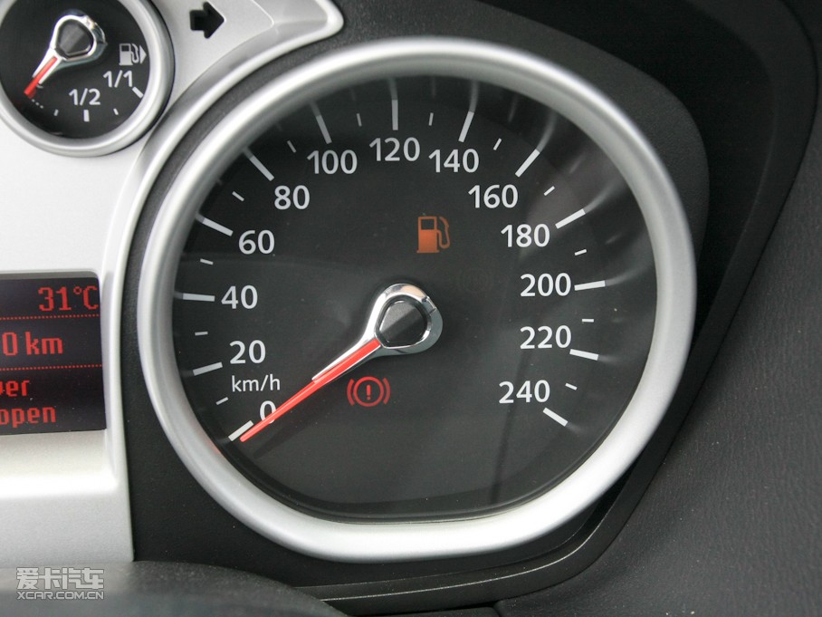 2011丣˹Ɏ 2.0L Ԅ\Ӱ