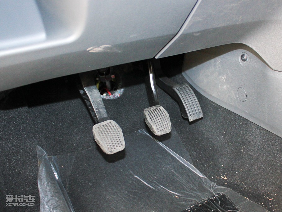 2011丣˹Ɏ 1.8L քm