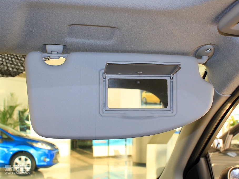 2011丣˹Ɏ 1.8L քm