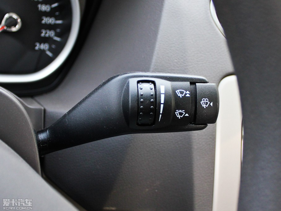 2011(jng)丣˹Ɏ 1.8L Ԅ(dng)r(sh)а