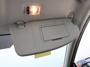 2011款2.0L 自动运动版 空间座椅