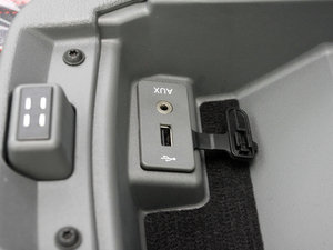 2011款2.0L 自动运动版 空间座椅