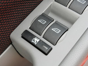 20112.0L Ԅ\Ӱ п؅^