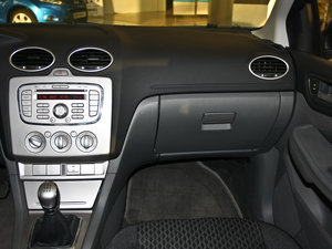 2011款1.8L 手动经典版 中控区