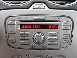 2011款1.8L 手动舒适版 音响调节