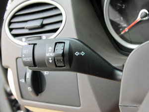 2011款1.8L 手动经典版 中控区