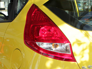 2010Ɏ 1.5L Ԅ\Ӱ (ji)^