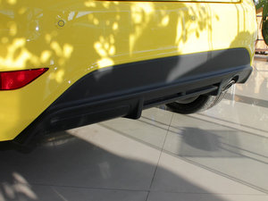 2010Ɏ 1.5L Ԅ\Ӱ (ji)^