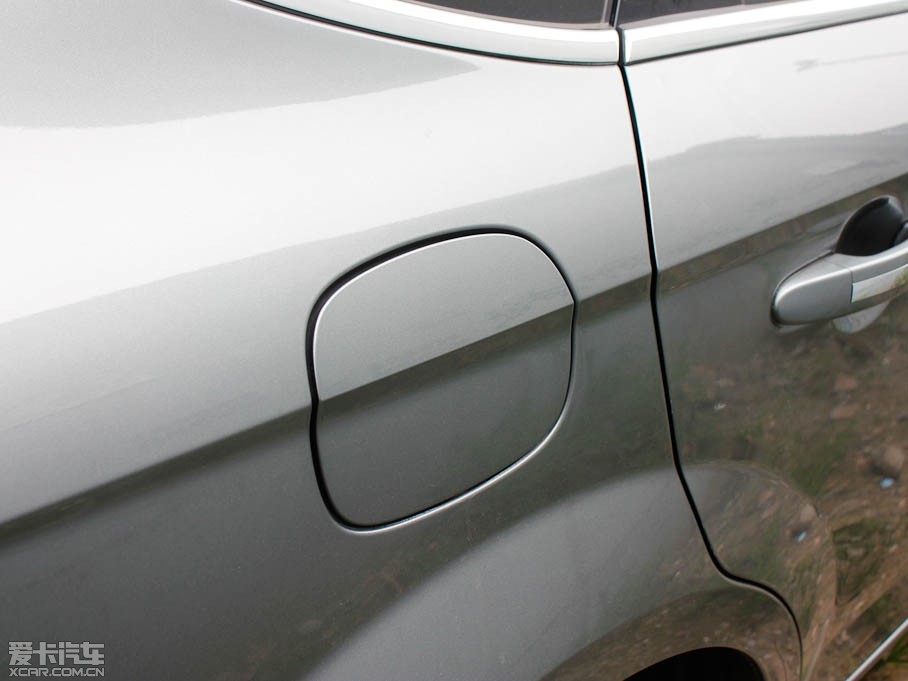 2011���� 2.3L �ԄӺ��A��