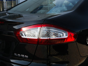 2011GTDi 200 ԄӺA ^