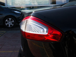 2011GTDi 200 ԄӺA ^