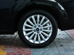 2011GTDi 200 ԄӺA ^