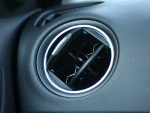 2011GTDi 200 ԄӺA п؅^