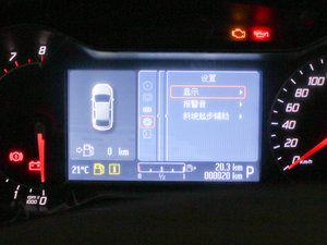 2011款GTDi 240 自动豪华运动导航版 中控区