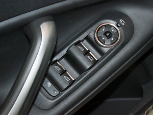 2011GTDi 240 Ԅ {܇ƅ^(q)	