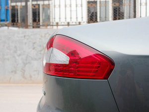 2011款2.3L 自动豪华版 细节外观