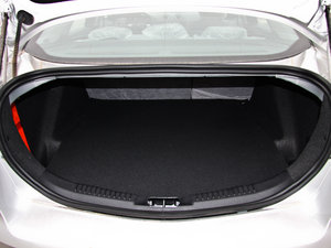 2011GTDi 200 ԄӺA g