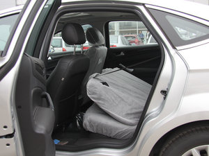 2011GTDi 200 ԄӺA g